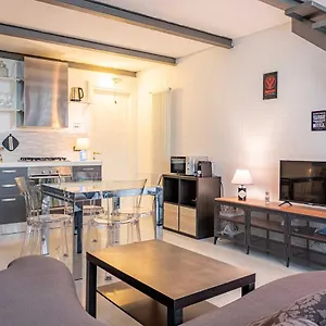  Apartamento Guest Planet - Splendido Loft Dergano M3